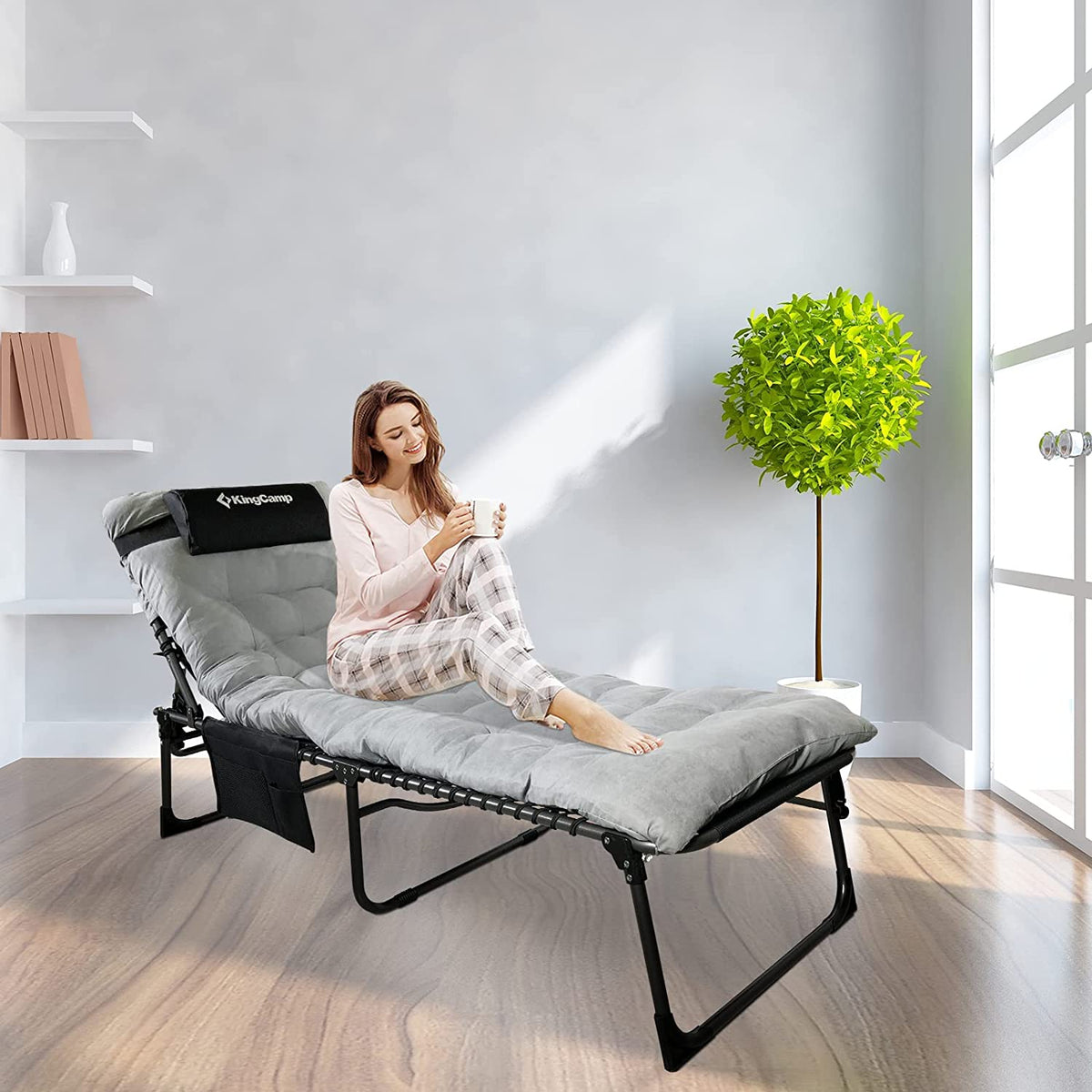 chaise lounge